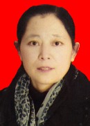 黄以君.jpg